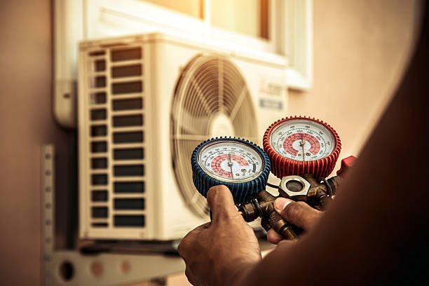Professional Hvac Installation technician working in Brooklyn, MI